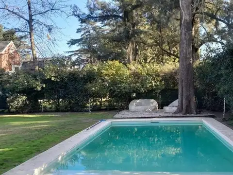 CASA A LA VENTA EN BARRIO VILLA BERTHA, BENAVIDEZ