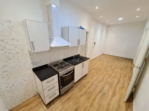 Depto Tipo Casa en Alquiler de 4 ambientes