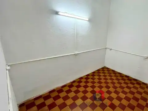 Oficina en Alquiler en Alto Alberdi, $ 600.000