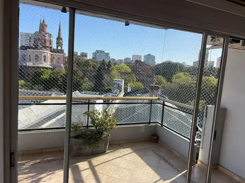 3 Amb en Solar de la Abadia con balcon terraza, cochera en PB, baulera, vista y ubicación en venta