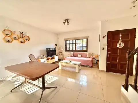 Casa en Venta en Castelar, USD 140.000