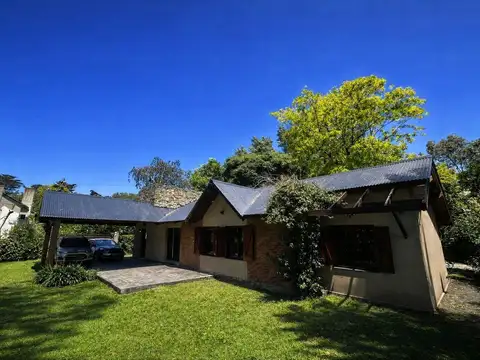 CHALET 4 AMBIENTES EN EL BOSQUE PERALTA RAMOS