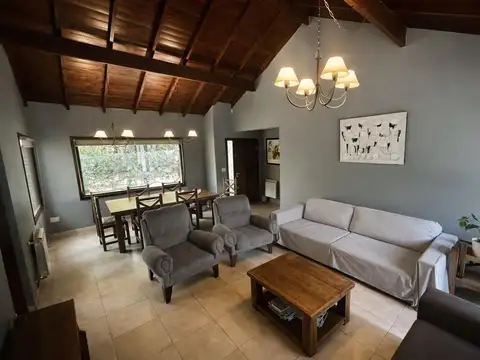 Casa en Venta con 6 cocheras