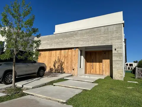Casa  en Alquiler en Carpinchos, Nordelta, Tigre