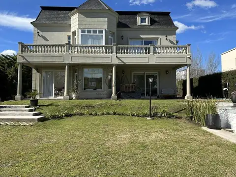 Casa en Alquiler Temporal en Barrio Rumenco