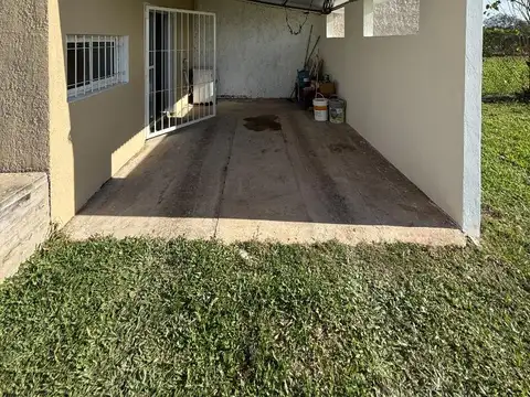 Casa en venta en Puerto Tirol con amplio terreno de 1.000 m²