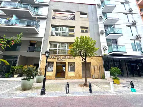 Local comercial en alquiler en el abasto