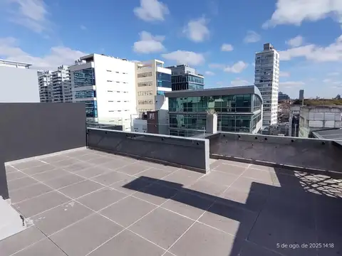 Departamento 4 ambientes con 3 baños