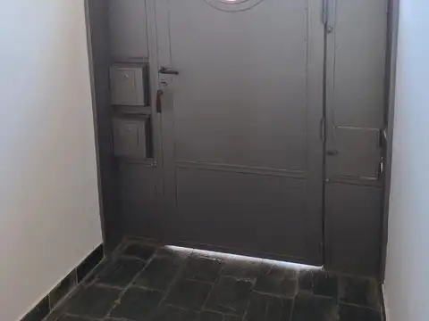Depto Tipo Casa en Alquiler de 2 ambientes