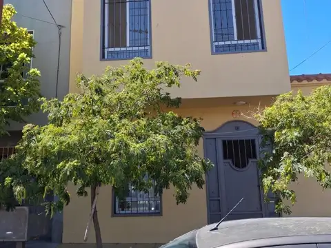 ALQUILER Duplex de 1 dormitorio en Centro de Neuquen Capital