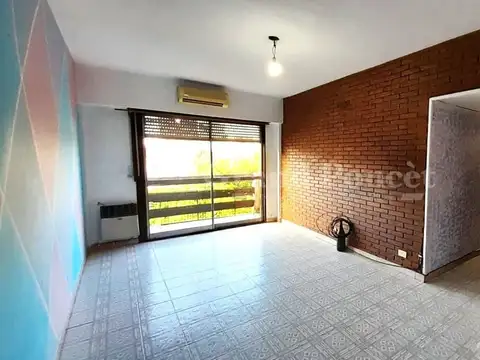 Venta Departamento 3 ambientes con Balcón