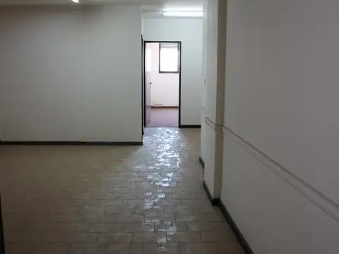 Oficina en Alquiler 35 años