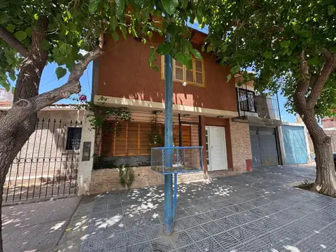 Casa en Alquiler en Godoy Cruz, $ 850.000