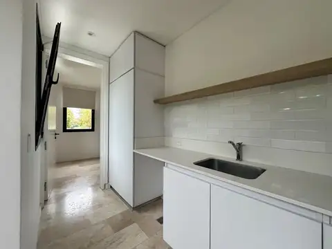 Casa 5 ambientes con 5 baños