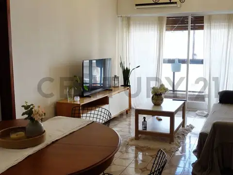 VENTA de departamento 4 ambientes en Ramos Mejía enfrente de la plaza Domingo Faustino Sarmiento