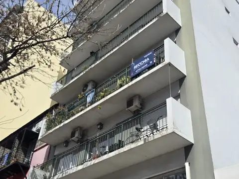 Av Maipu  al 2000