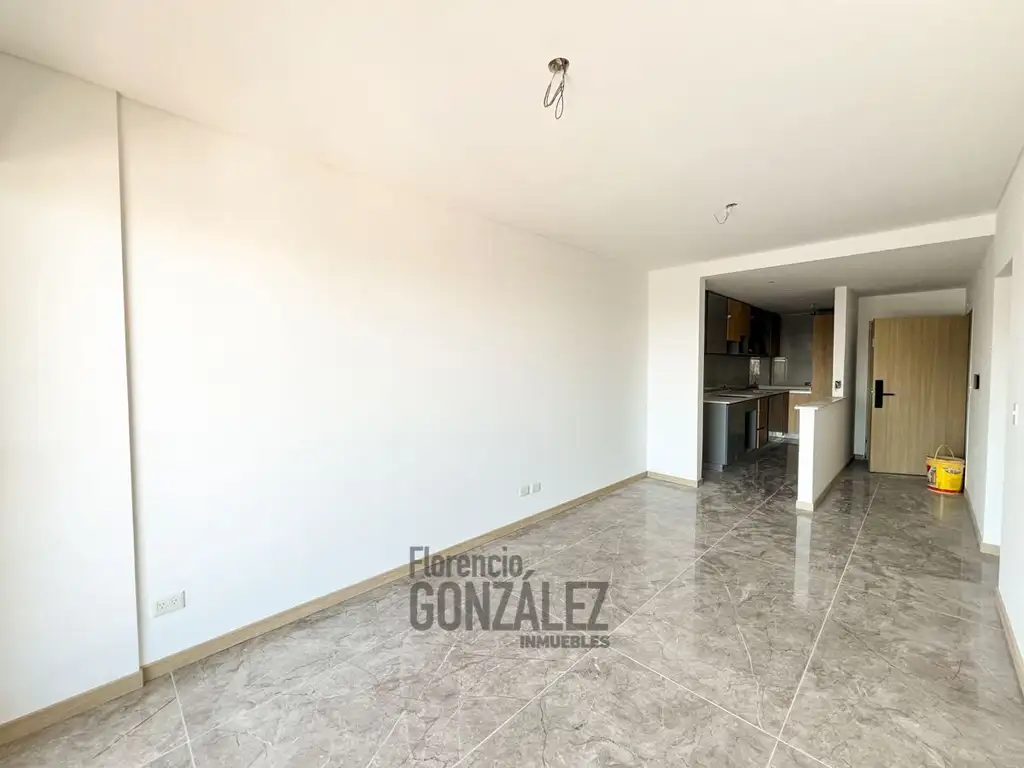 UNIDADES 1, 2 y 3 AMBIENTES. A MTS DE AV.EMILIO CA de 1 Dormitorios