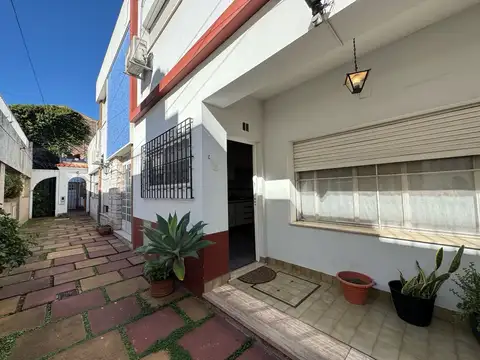 Depto Tipo Casa en Venta de 4 dormitorios