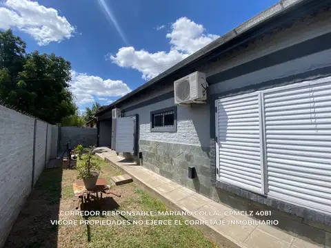 Casa en Venta con 2 cocheras
