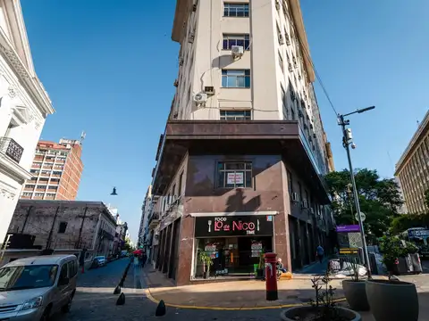 Avenida Presidente Julio A. Roca y Perú