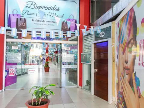 Av. Dr Ricardo Balbin 1000, Piso 3