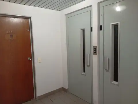 Oficina en Alquiler al Norte