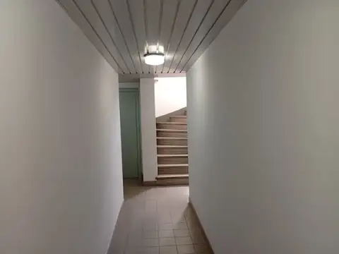 Oficina en Alquiler al Norte