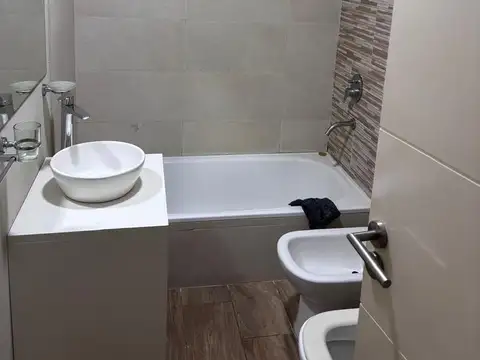 Departamento en Alquiler con 1 cochera