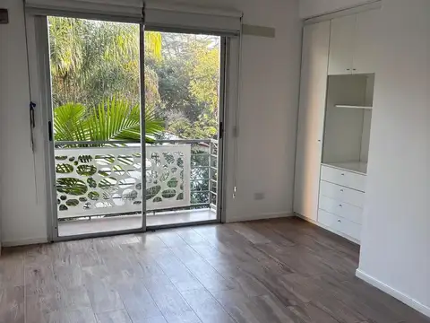 LIBERTAD al 3300