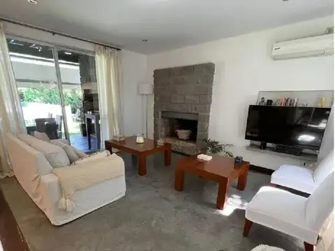 Casa en Alquiler en Los Pilares, USD 2.000