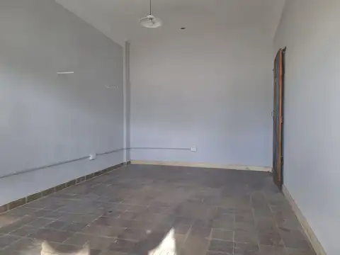 Local de 3,30 x 5,50 en alquiler | Berazategui