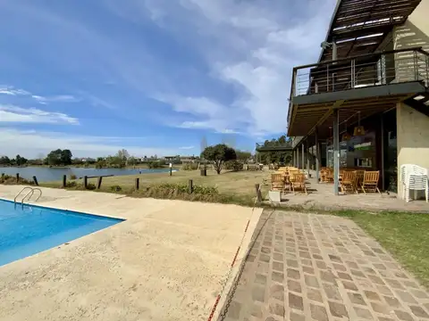 Casa en Venta en Roldan, USD 330.000
