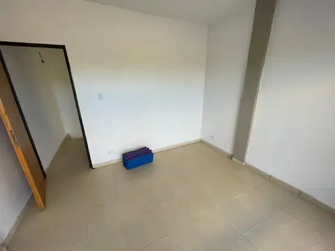 Casa 2 ambientes con 2 baños