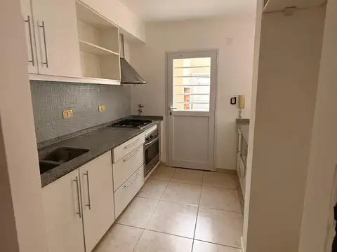 Departamento en Alquiler con 1 cocheras