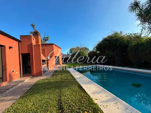 Casa en venta barrio El Carmencito