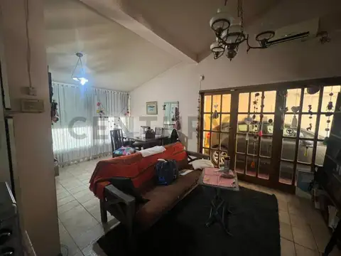 Casa en Venta en Godoy Cruz, USD 90.000
