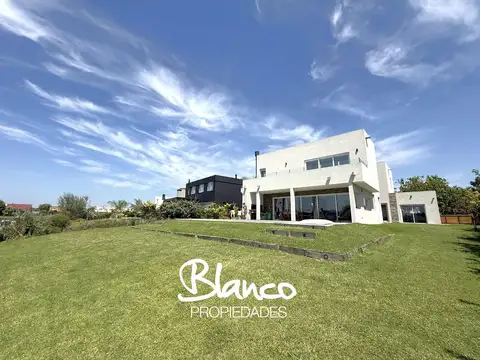 Casa  en Alquiler en El Cantón, Escobar, G.B.A. Zona Norte