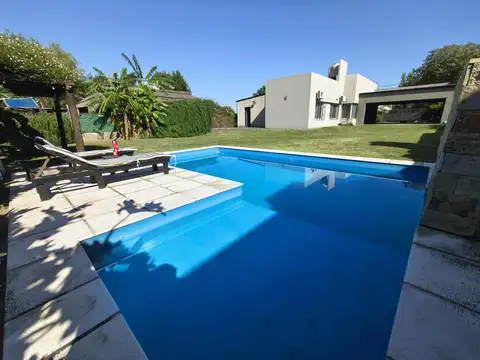 VENTA - Casa/Quinta en Arroyo Leyes - Santa Fe