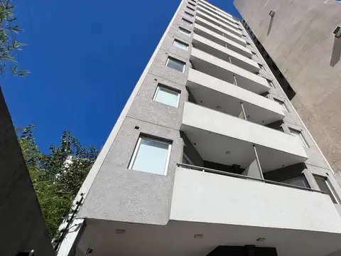 Monteagudo 100, Piso 1