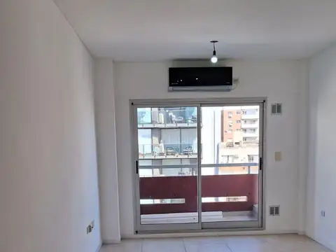 Av Cabildo 3900, Piso 7