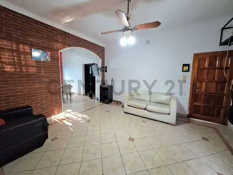 Solier e/ Corvalán y Condarco 5800, Piso 0