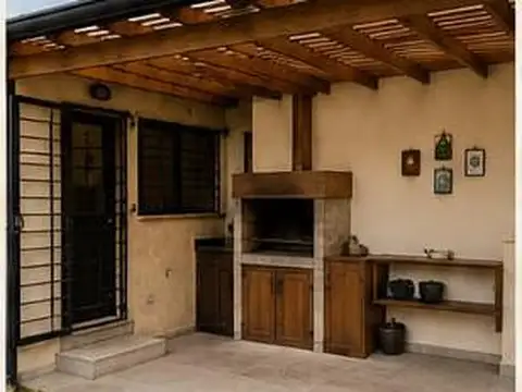 Depto Tipo Casa en Alquiler de 5 ambientes