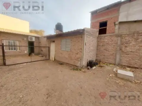 Casa en Venta en Plottier, USD 95.000