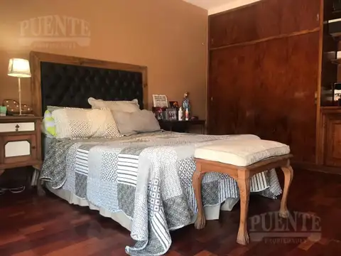 Monte Grande  zona Colegio Robertson