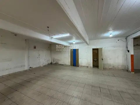 LOCAL COMERCIAL EN VENTA. SOBRE PASEO 107