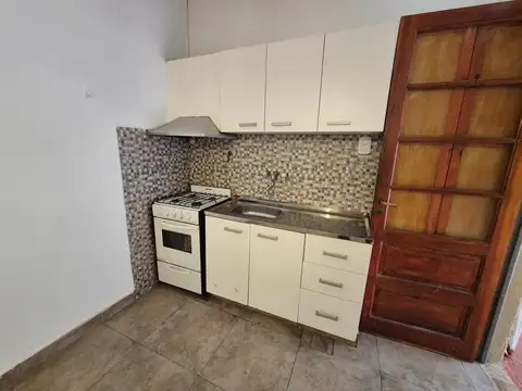 Depto Tipo Casa 3 ambientes con 1 baño