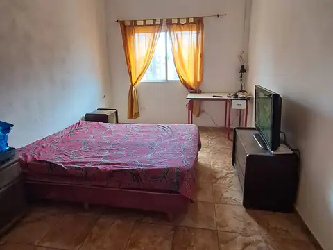 Depto Tipo Casa en Alquiler de 2 dormitorios