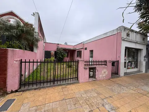 VENTA CASA 3 AMBIENTES GRAN LOTE RAMOS MEJIA APTO INVERSION