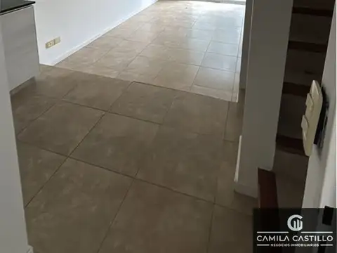 Depto Tipo Casa en Venta de 4 ambientes