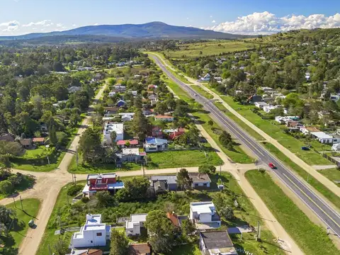 VENTA TERRENO PIRIAPOLIS  A METROS DEL MAR